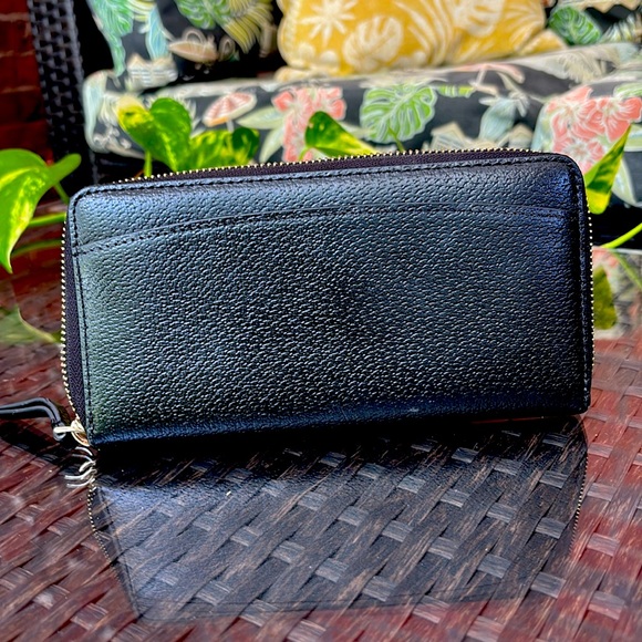 ♠️ Kate Spade Black Pebbled Leather Wallet ♠️ - Picture 2 of 5